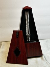 Traditional Mechanical Metronome Moozkpro Plastic Mahogany Finish 40-208 BPM