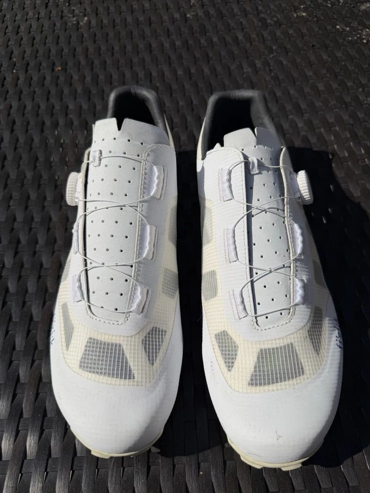 TÊNIS DE CICLISMO FIZIK VENTO PROXY BRANCO MTB/CASCALHO Tamanho 48 EUA 13 3/4 - 14 Limpo! - Imagem 3 de 4