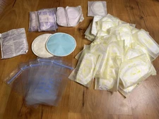 Breast Feeding - Nursing Lot Medela Lansinoh Reusable Nursing Pads