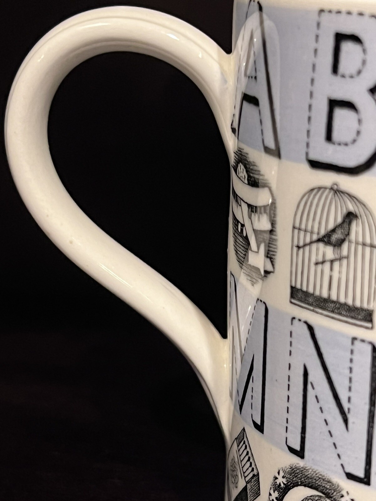 ERIC RAVILIOUS Wedgwood Alphabet mug Rare circa 1937 Blue Wash | eBay