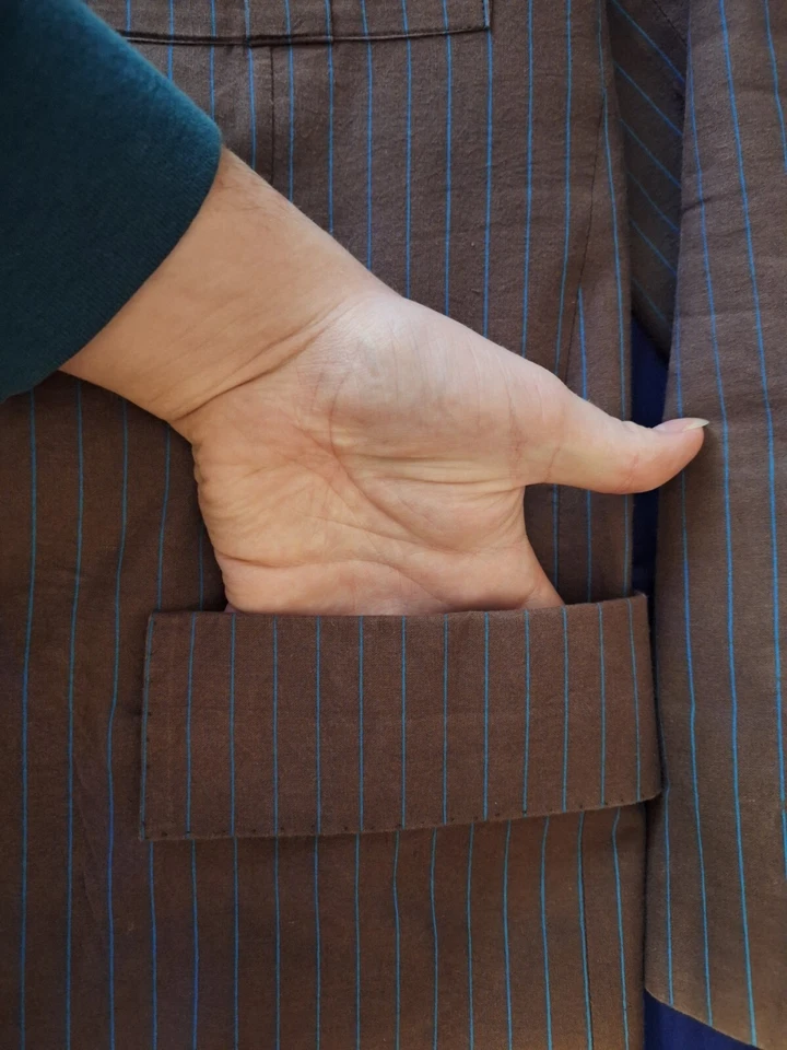 Traje Baron Boutique 10th Doctor Who Marrón a Rayas Foto 4 de 4