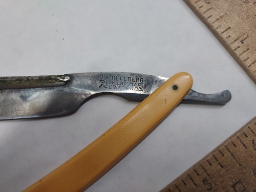 J A HELLBERG - straight RAZOR - As Is - listing #8030 - Picture 6 of 14