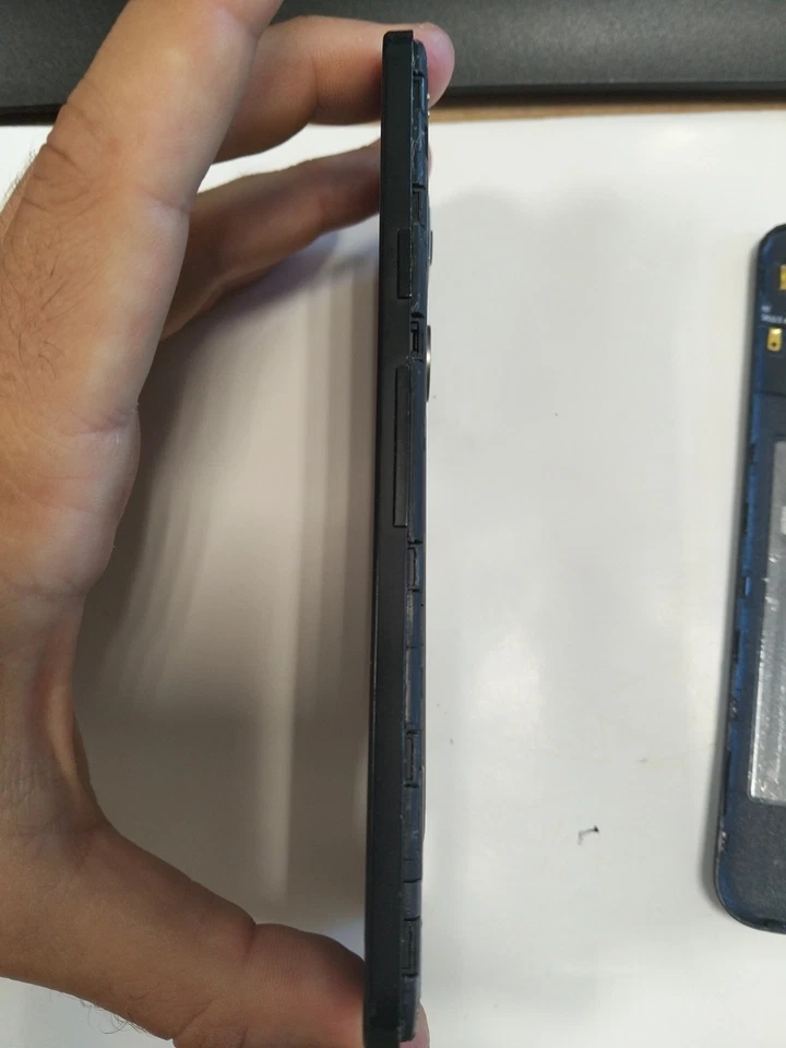 LG Google Nexus 5X Smartphone - Immagine 2 di 4