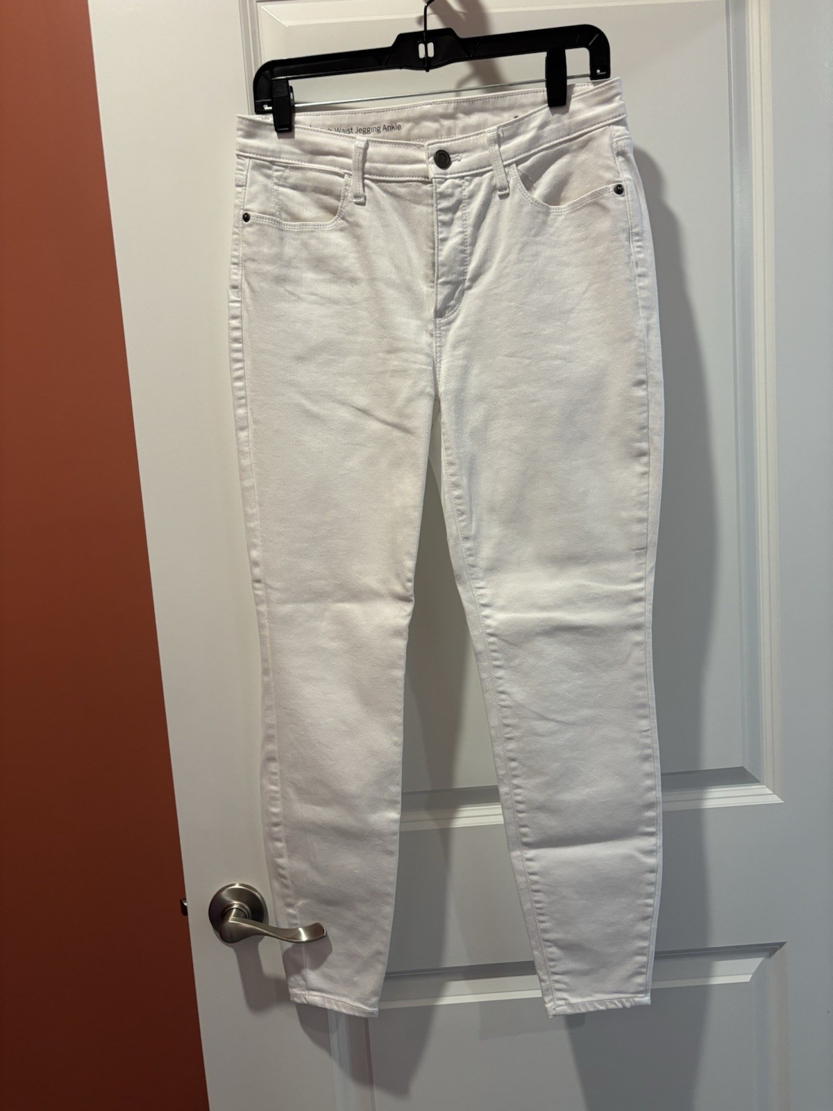 Talbots Size 6 Women's White Jegging Ankle Denim Jeans Button Zip 5-Pocket Solid