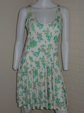NEW PEACH GREEN FLORAL DRESS TOP URBAN OUTFITTER BOHO OPEN BACK STRAP M