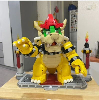SUPER MARIO: The The Mighty Bowser Building Bricks Set