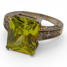 925 Sterling Silver Large Green Square-Cut Stone Ring Size 8 6.45g Statement