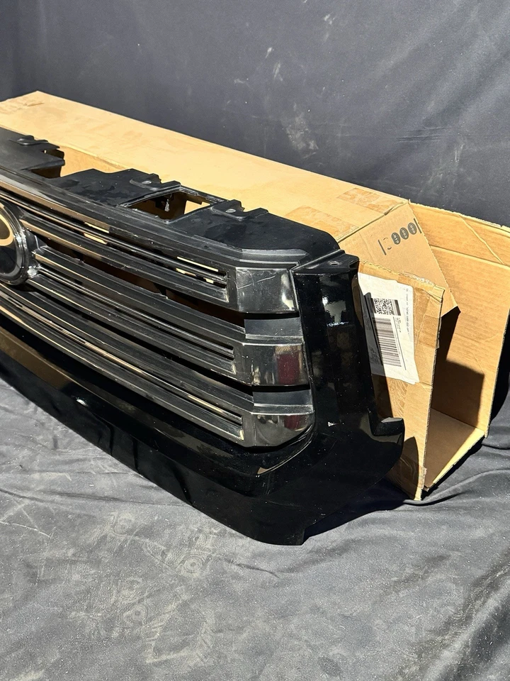 Toyota Tundra 2018-2021 OEM parrilla delantera emblema insignia negro Foto 2 de 4
