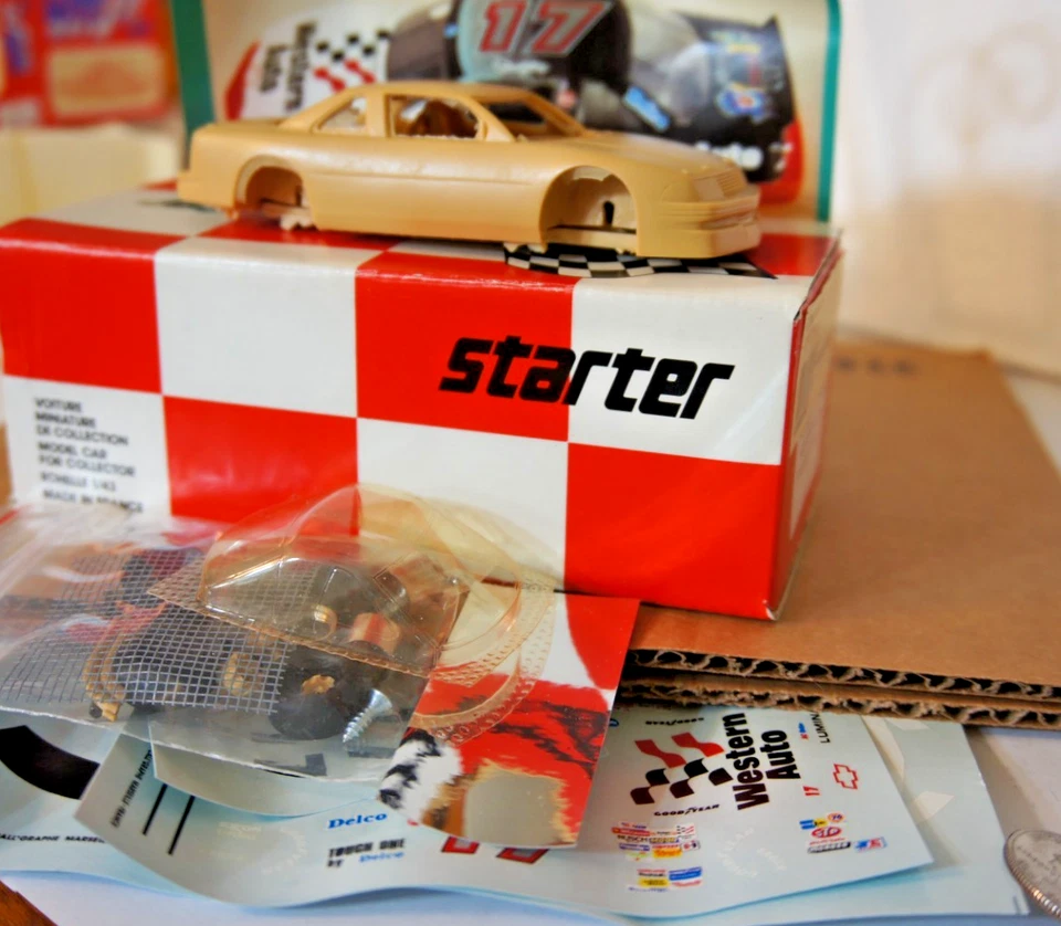 1/43 Starter unbuilt 1991 Chevrolet Lumina Western Auto Nascar Darrel Waltrip - Image 3 of 3