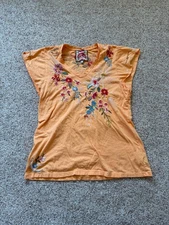 Johnny Was Light Orange Embroidered Floral V-Neck Tee Shirt Top Women M Boho