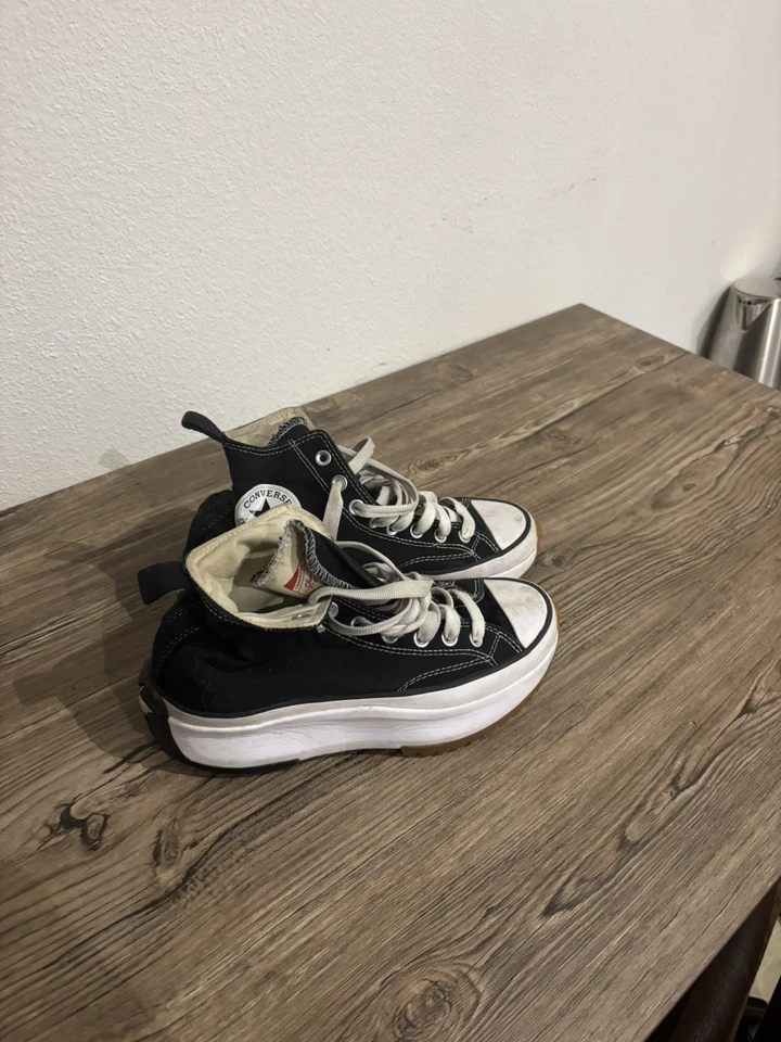 Baskets Converse Run Star Hike – Style plateforme – Pointure 40,5 - Photo 1/4