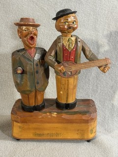 VINTAGE WOOD ANDRI? MUSIC WIND UP BOX BOTTLE & CORK OPENER WORKING QUE SERA SERA