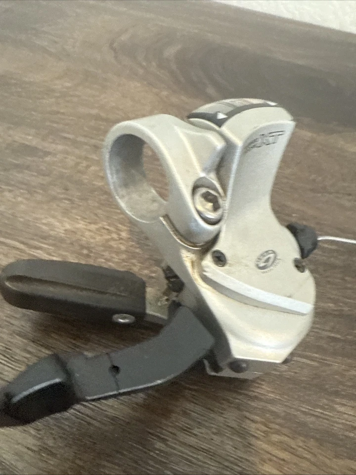 Vintage SHIMANO Deore XT SL M750 3 X 9 Speed MTB Mounntain Bike Shifters Set.AA - Image 3 of 4