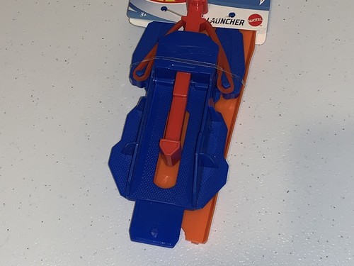 Mattel Hot Wheels Launcher & Extension Launcher with 6" Track NWT - Picture 3 of 6