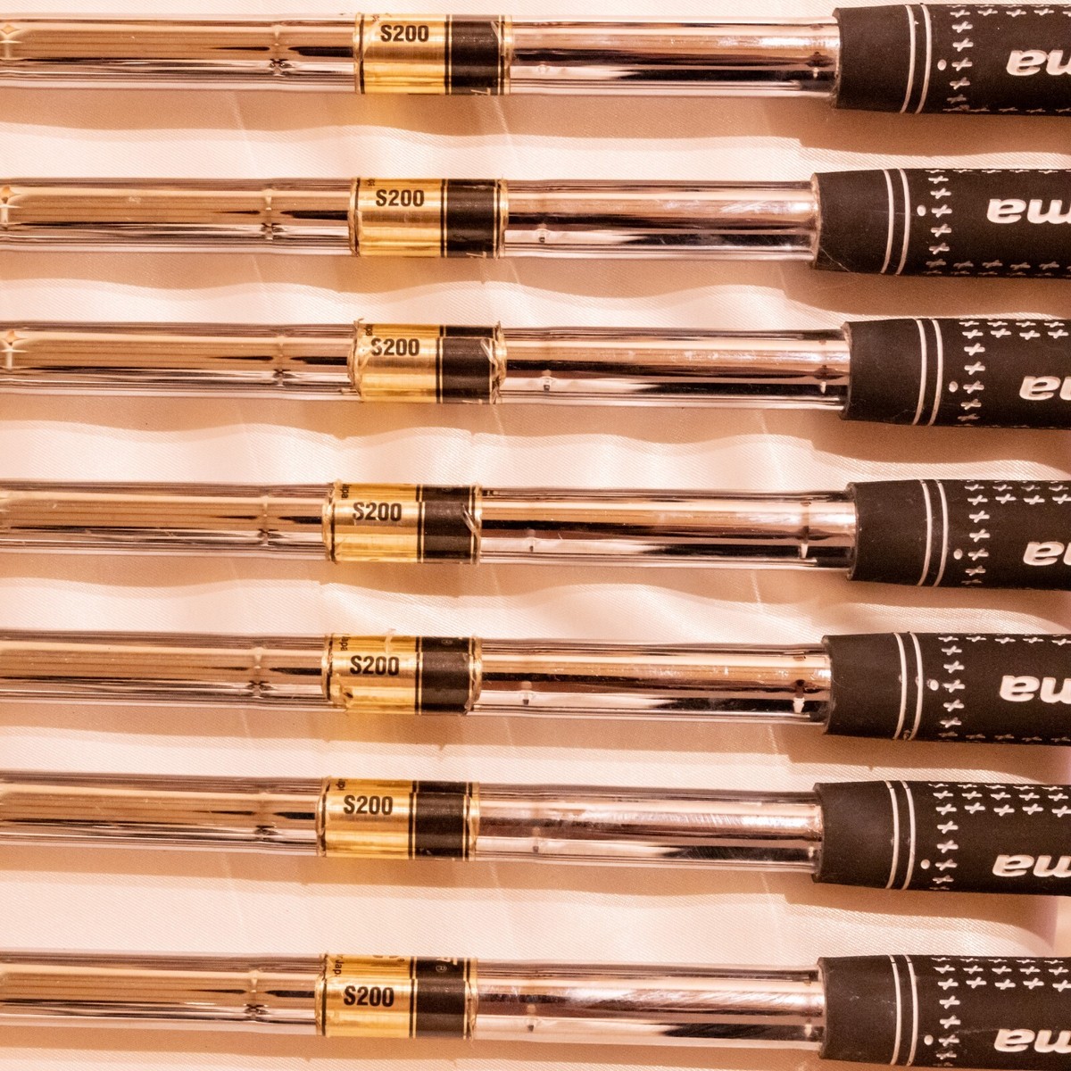 PRGR　is3501　FORGED Golf Club IRONS PRGR is3 501 SET of 7 #4-9.P Dynamic gold s200