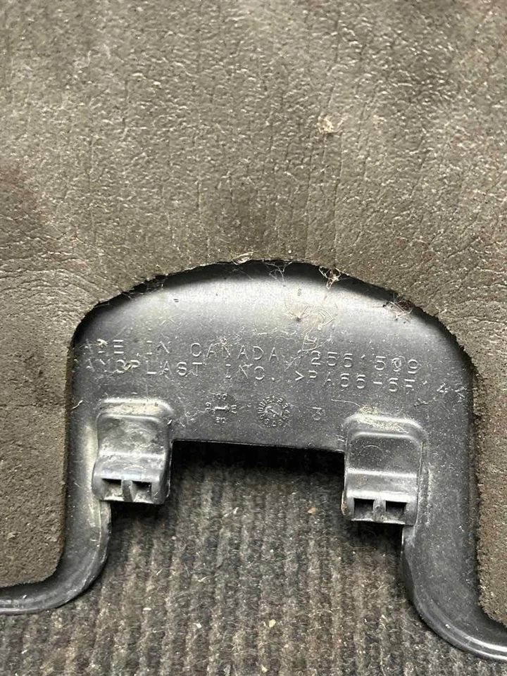 Fits 2000-2006 Chevrolet/GMC Trucks, V8 Vortec Engine Cover, OEM:12551509 Foto 3 de 4