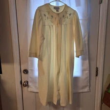 Vtg Miss Elaine Robe Large Classics Casual Nights Women's Long Quilted Yellow