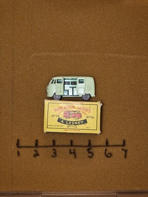 MATCHBOX NO.34 VOLKSWAGEN Caravette VW T1 Bus hellgrün Made in England