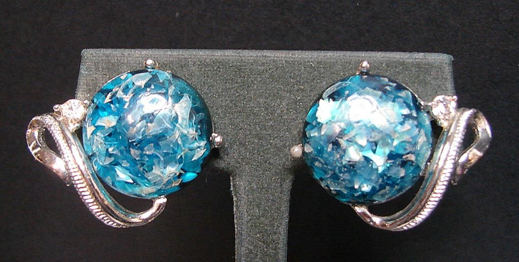 Vintage Coro Blue Confetti Lucite & Silver Tone Clip On Earrings
