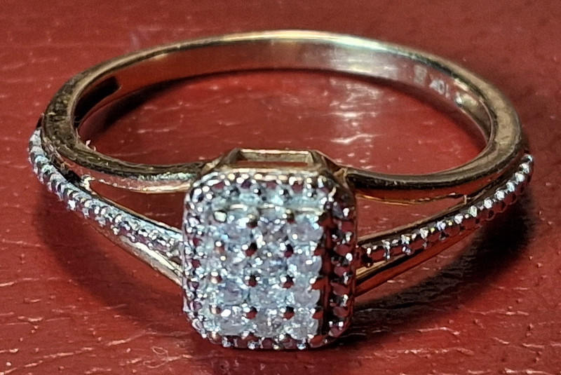 10K Yellow Gold Square Cluster Diamond Engagement Ring Women’s Size 7 Signed