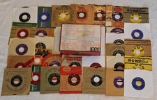 Lot of 30 Records 45 RPM in Steel Storage Case Very Well Cared For 1950-60s