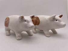 Art Mark pigs NIB salt and pepper shakers H 10