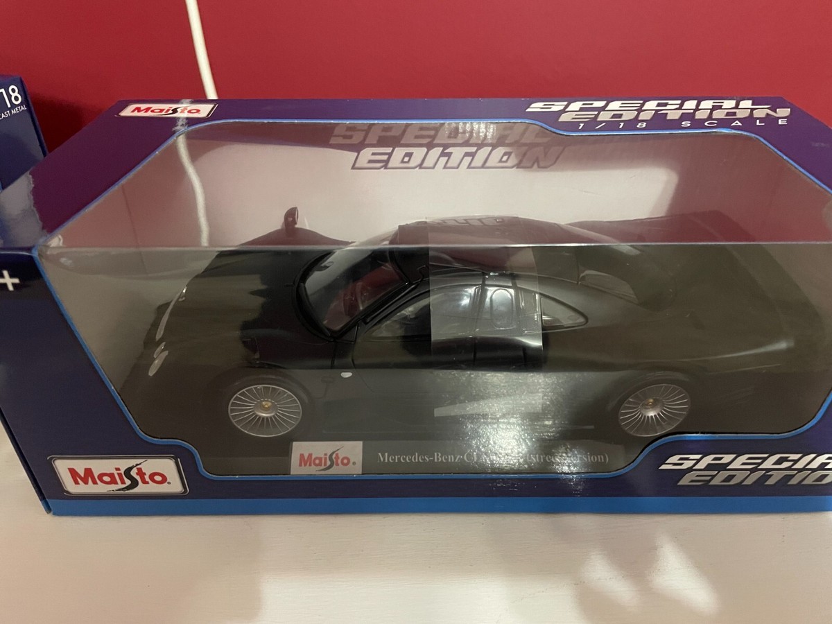 MERCEDES-BENZ CLK-GTR (STREET VERSION) 1/18 scale MAISTO Special