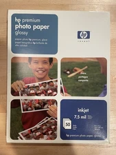 HP Premium Photo Paper Glossy Inkjet 8.5x11 - 50 Sheets - 9 mil/230 gsm - C6979A