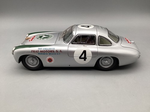 Maquetas de coches 1:18 CMC Mercedes Benz 300SL Carrera Panamericana 1952 #4 con embalaje original - Imagen 2 de 10