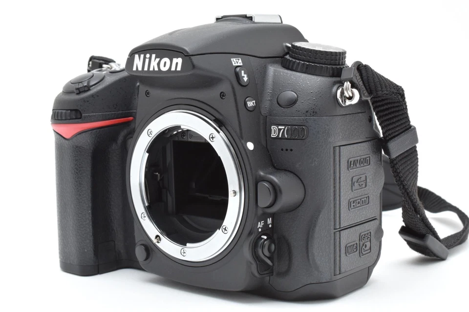Nikon D D7000 16.2 MP Digital SLR Camera From Japan (count:2,817)Near Mint #B19 - Image 2 of 4
