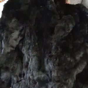 Somerset Furs Women's Black Mid-Length Fur Coat Zip Lined Long Sleeve M