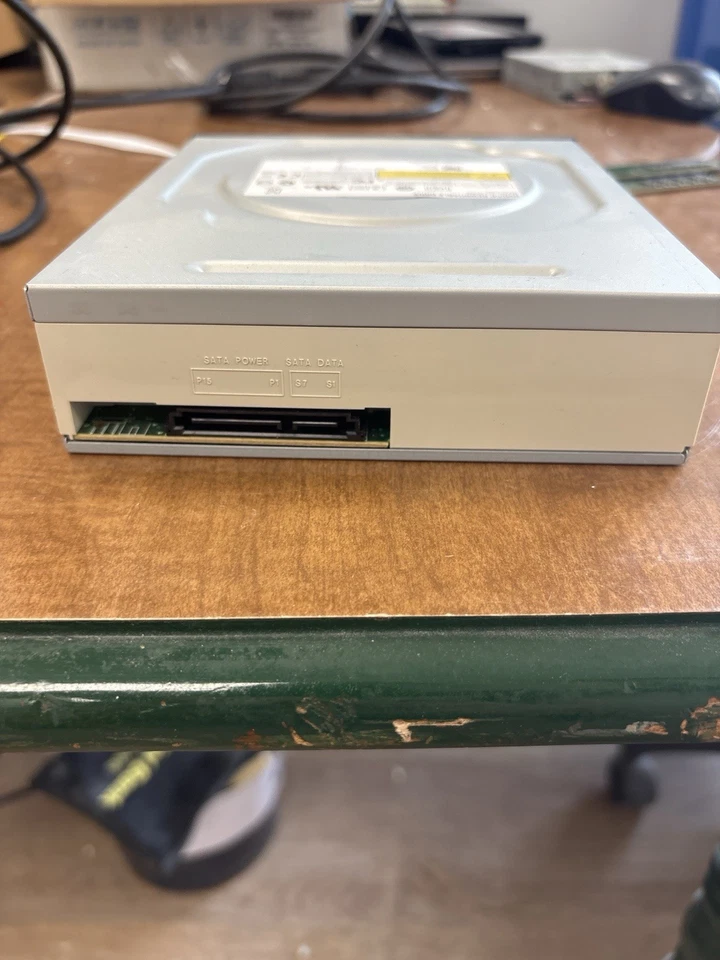 Lite-On DH-16ABS DVD±RW SATA Rewritable DVD Drive – Dell 085KRY - Nice! - Image 3 of 3