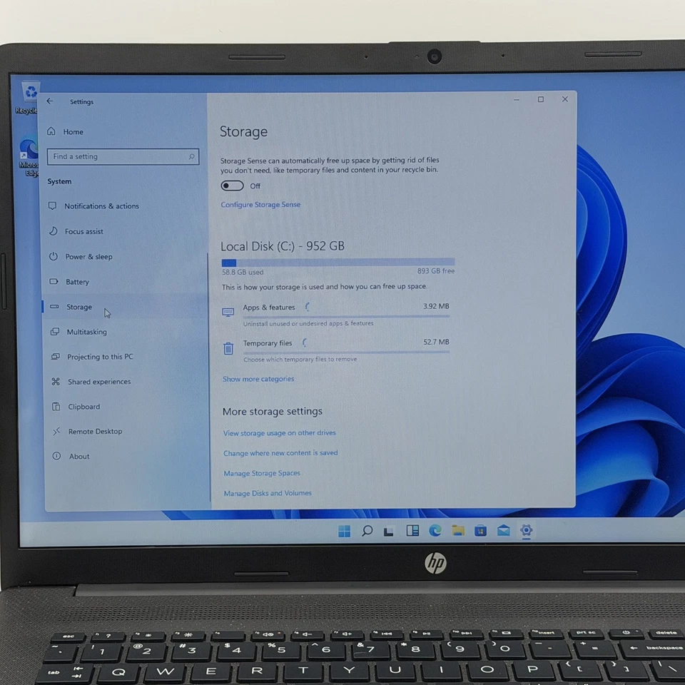 HP 17z-cp000 17.3" HD+ BV LED Laptop AMD Gold 3150U 12GB 1TB SSD - Black - Image 3 of 4