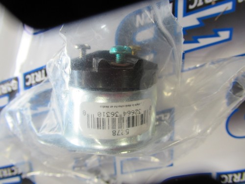 Eaton 5278 Metallic Flanged Inlet 15A 125V 2P 3W Straight Blade 5-15FI -NEW-B - Picture 6 of 8