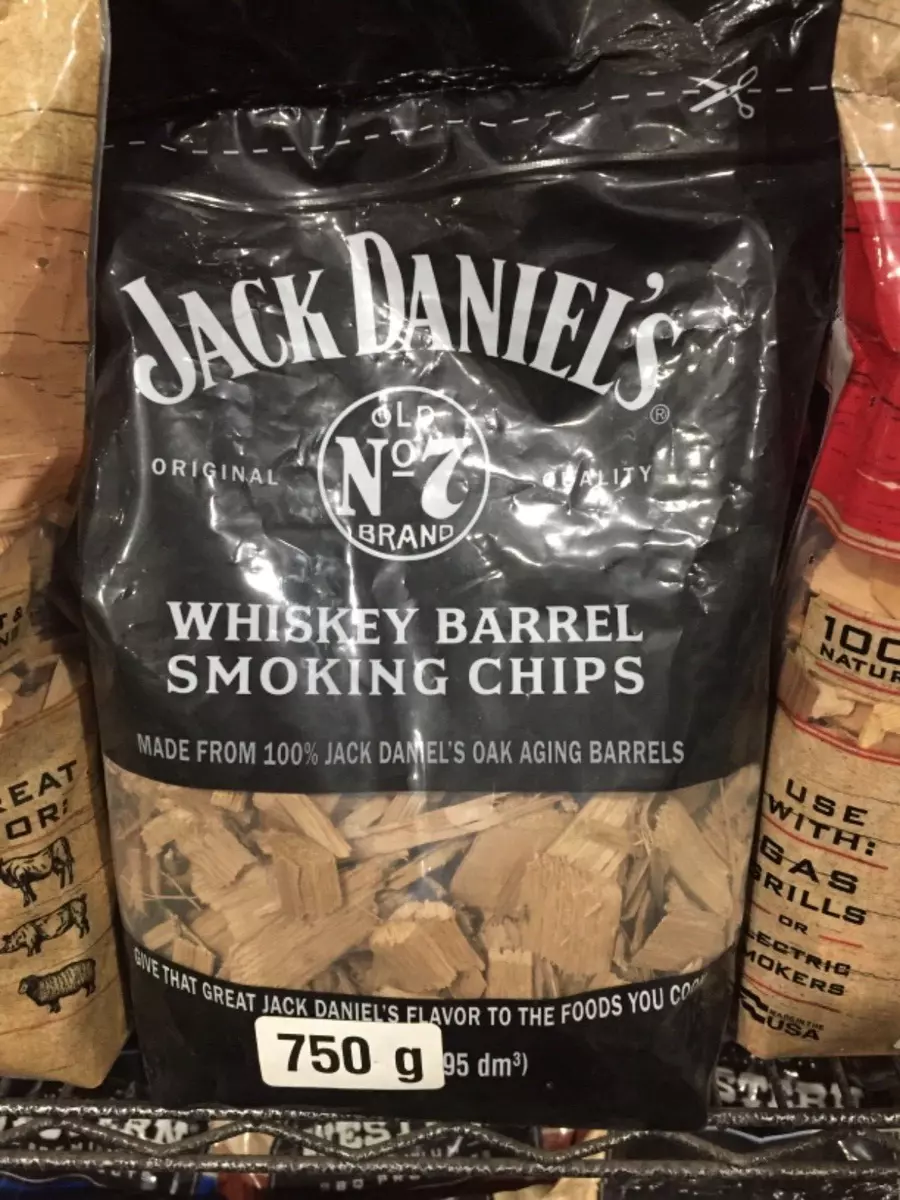 Jack daniels wood chips top