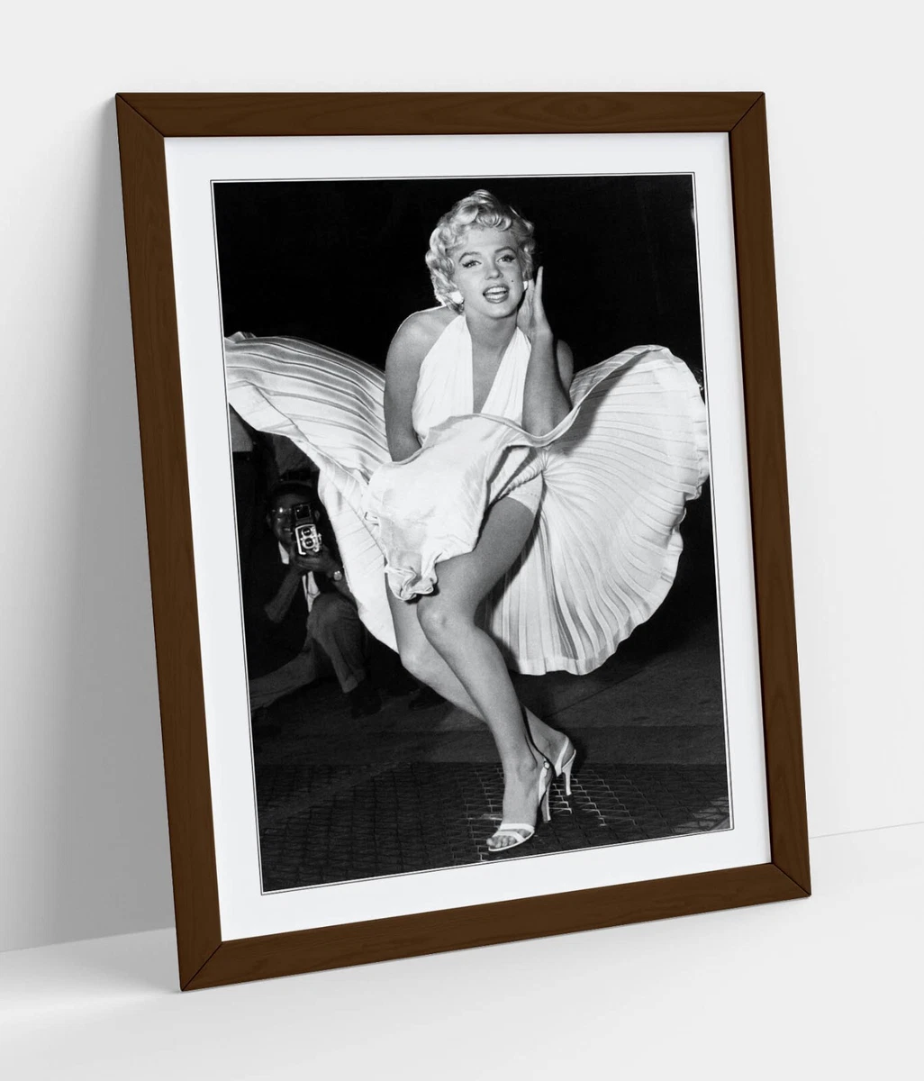 MARILYN MONROE VINTAGE ICONIC PHOTO BLACK WHITE WALL ART FRAMED