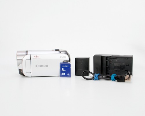 Canon FS200 SD Camcorder (Silver) - Picture 13 of 14