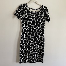 Talbots Women XS Black Ivory Giraffe Print Wool Blend Short Sleeve Sweater Dress