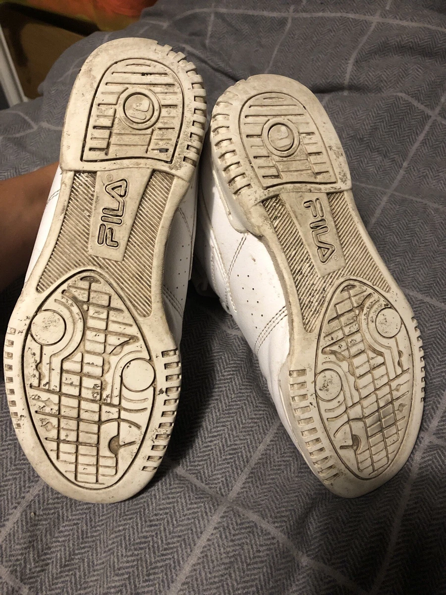 Fila trainers cheap size 4.5