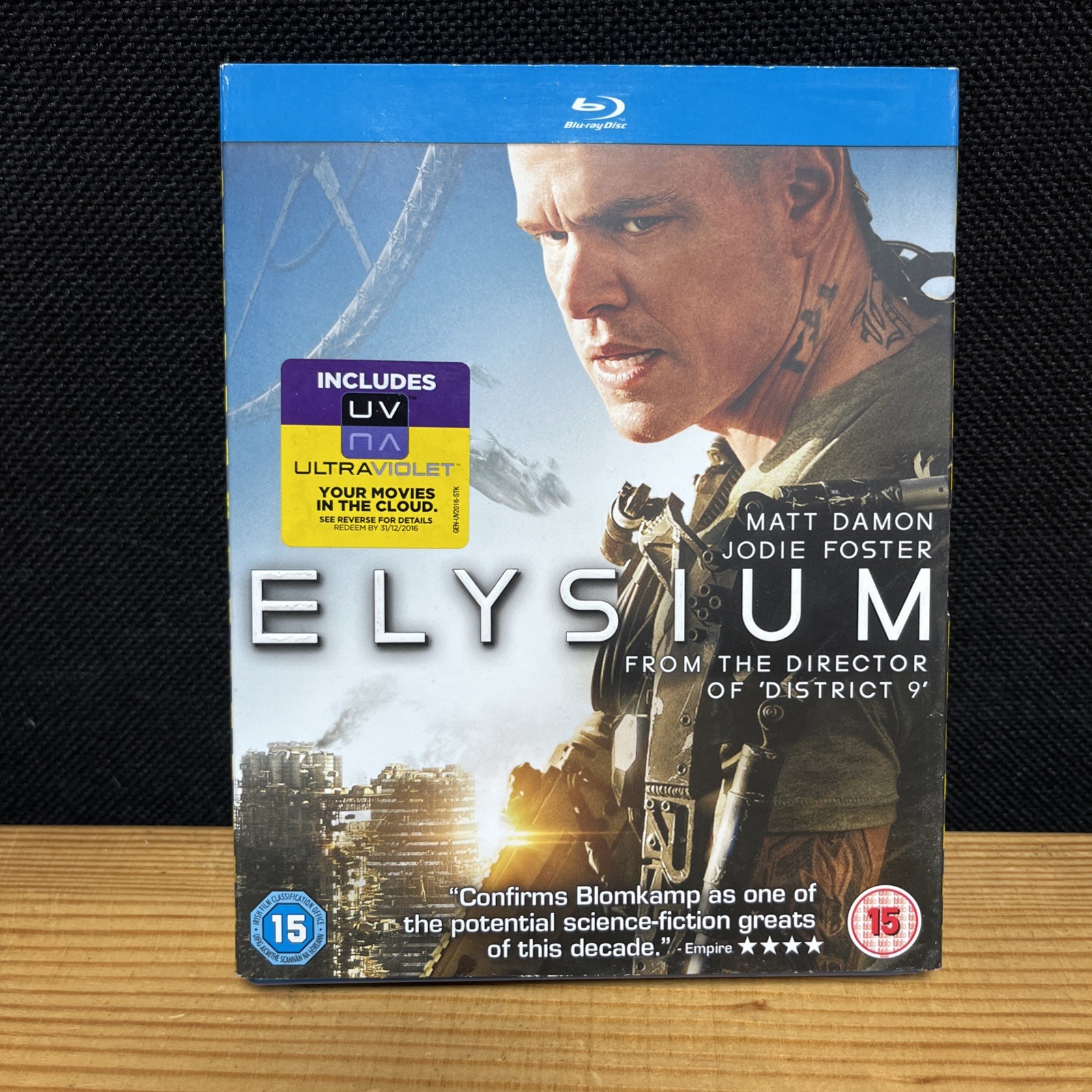 Elysium Blu-ray (2013) Matt Damon Quality Guaranteed