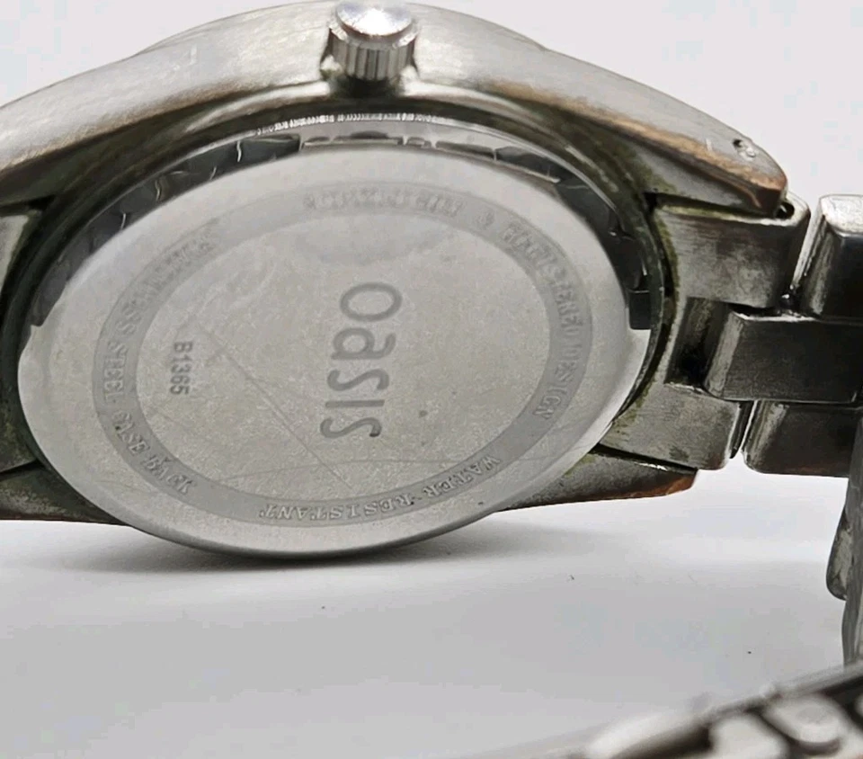 Reloj Oasis Pulsera Plata Correa Acero Inoxidable Trasero Batería Nueva De Colección Foto 4 de 4