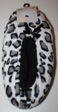 West Loop Slipper Socks Womens 9-10 Fuzzy Leopard Print Bow White Gray Indoor