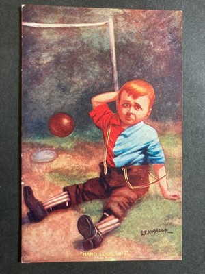 Postkarte ''Hard Luck Sir'' kleiner Junge spielt Fußball Vintage Kinder U24