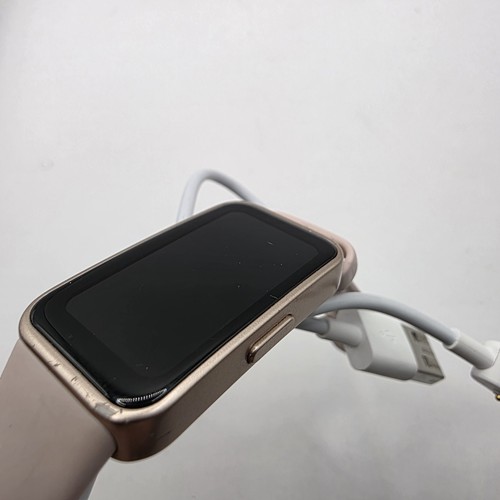 HUAWEI Band 8 Pink Fitness Watch With Charger Tested - Bild 7 von 7