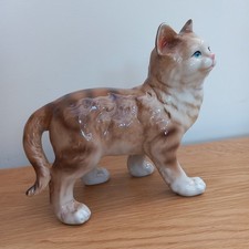 Large Vintage Porcelain Cat Sculpture, 20 Cms Tall 21 Cms Long Lovely Condition