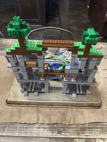 LEGO Minecraft: 21118 The Mine 99.9% Complete Mini Fig Missing Sword