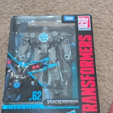 Hasbro Transformers Studio Series 62 Soundwave Transforming Figure w  Base ROTF