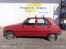 Porte arrière et accessoires Renault R12