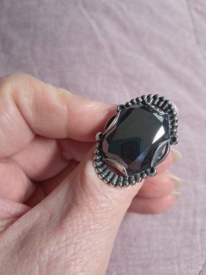 Vintage 1960s Sterling Silver Hematite Hallmarked Bell Trading Post Navajo Ring