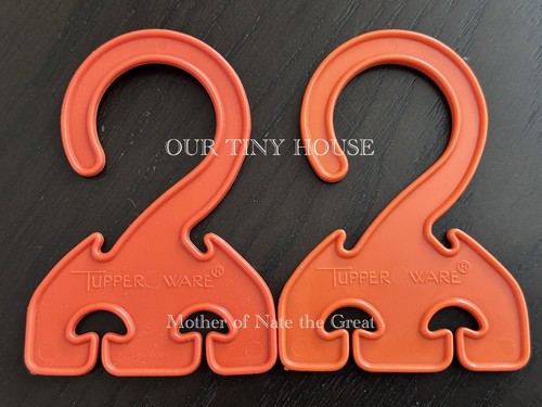 Vintage TUPPERWARE HANG IT ALL Set 2 Hangers 315 Hook Gadgets Harvest Orange NOS - Picture 2 of 2